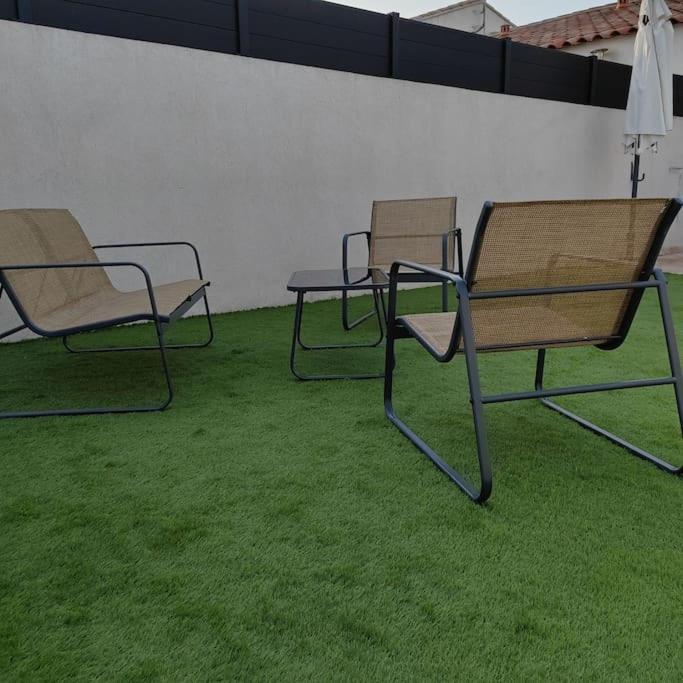 Chez Roberto/Jardin/Parking Apartment โฟส์-ซูร์-แมร์ ภายนอก รูปภาพ