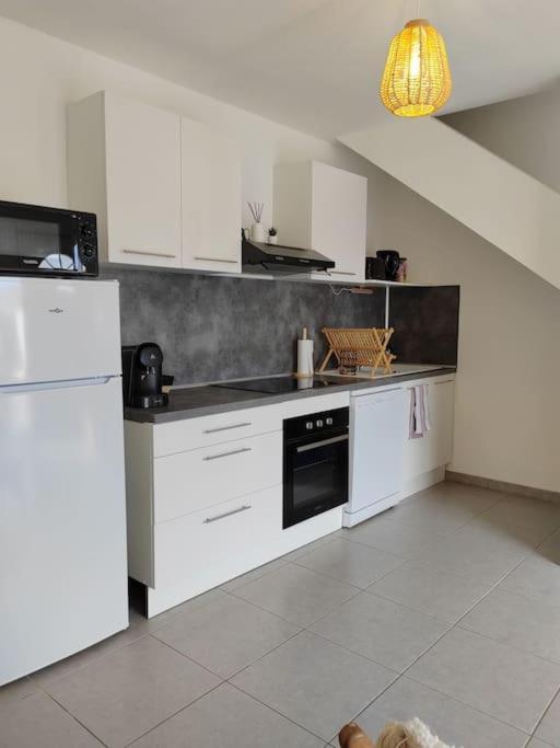 Chez Roberto/Jardin/Parking Apartment โฟส์-ซูร์-แมร์ ภายนอก รูปภาพ